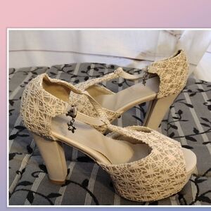 Mona Mia Collezione Inc. Womens High Block Heel Platform T Strap Bar Shoes Sz 10